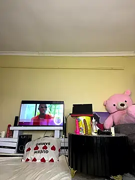 Privy001 online show from January 2026 12:32:02 PM