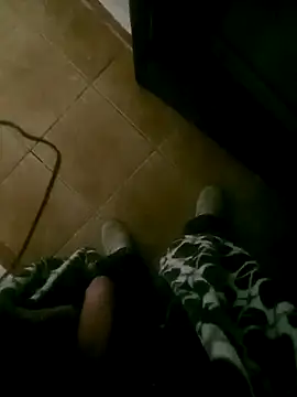 Snapshot of Valencianoo411 chatting on December 2025 10:49:01 PM Valencianoo411 online show from December 2025 10:49:01 PM