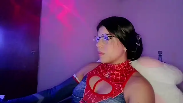 Snapshot of Adararouse1 chatting on February 2026 07:10:01 PM Adararouse1 online show from February 2026 07:10:01 PM