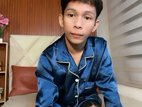 Snapshot of TheBoyAboveYou chatting on February 2026 04:51:01 PM TheBoyAboveYou online show from February 2026 04:51:01 PM