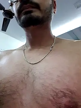 Snapshot of farooq2001 chatting on December 2025 11:00:02 PM farooq2001 online show from December 2025 11:00:02 PM