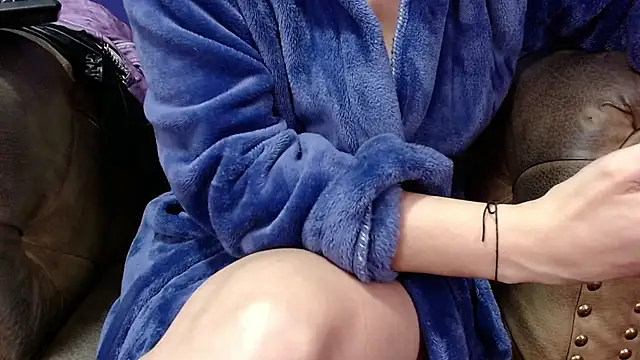 LunaTikka online show from January 2026 11:53:02 PM