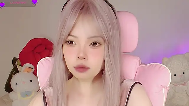 Snapshot of Miyeoonn chatting on May 2026 06:24:01 PM Miyeoonn online show from May 2026 06:24:01 PM