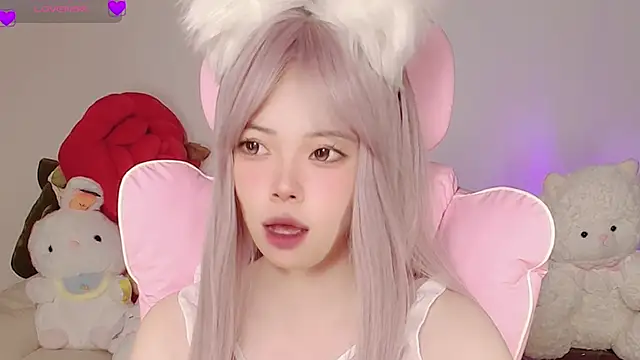 Snapshot of Miyeoonn chatting on May 2026 07:11:01 PM Miyeoonn online show from May 2026 07:11:01 PM