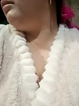 Snapshot of sary-hot2x chatting on February 2026 11:23:01 PM sary-hot2x online show from February 2026 11:23:01 PM