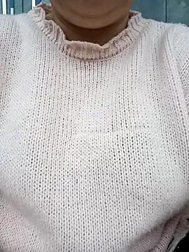 Snapshot of sary-hot2x chatting on February 2026 11:38:01 PM sary-hot2x online show from February 2026 11:38:01 PM