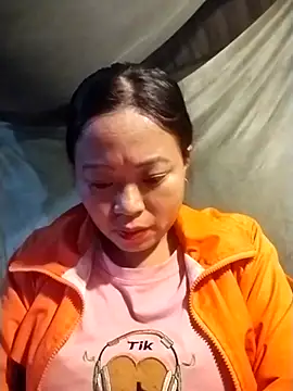 AlilaK2 online show from December 2025 10:46:02 AM