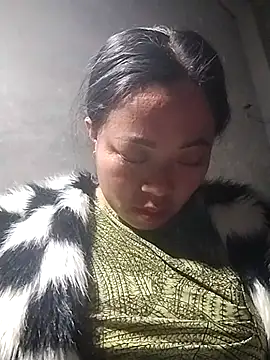 AlilaK2 online show from December 2025 02:01:02 PM