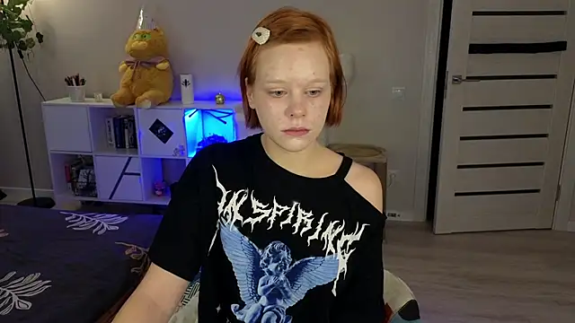 Snapshot of Lace_Thrill chatting on December 2025 10:51:01 PM Lace Thrill online show from December 2025 10:51:01 PM