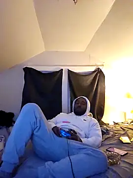 iLOVETRAY96 online show from December 2025 05:23:01 AM