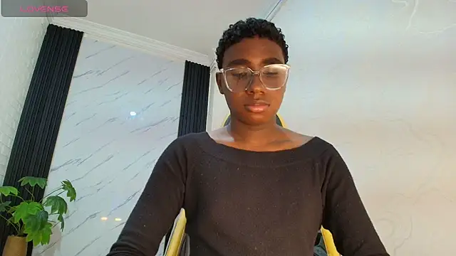 Snapshot of teylor_lovee chatting on February 2026 08:48:02 PM teylor lovee online show from February 2026 08:48:02 PM