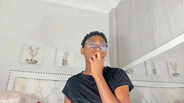 Snapshot of teylor_lovee chatting on February 2026 10:38:01 AM teylor lovee online show from February 2026 10:38:01 AM