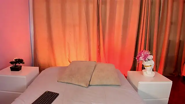 Amy Parkker online show from February 2026 12:42:01 PM