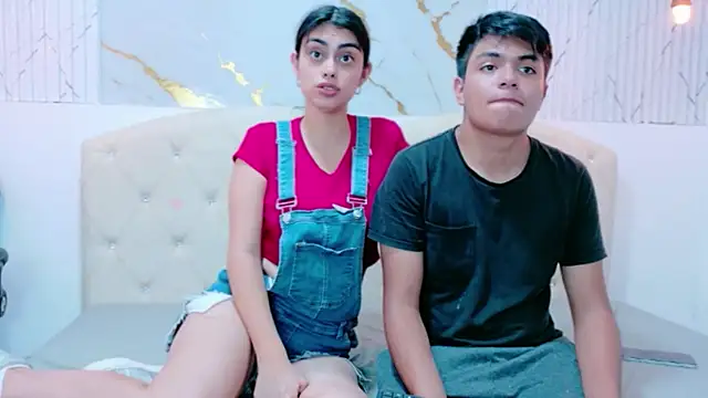 NatyAndAlex online show from February 2026 08:19:02 PM