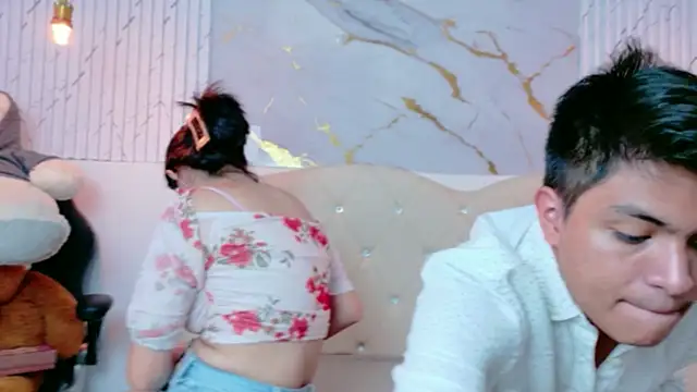 NatyAndAlex online show from February 2026 04:18:01 PM