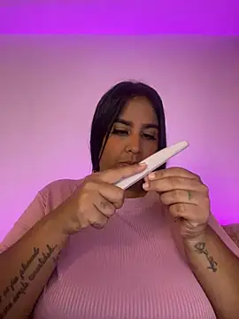 Snapshot of YenthCorona chatting on February 2026 01:53:02 AM YenthCorona online show from February 2026 01:53:02 AM