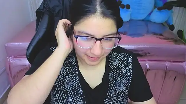 eva smit t online show from February 2026 03:32:01 AM