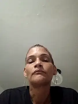 Snapshot of RicanCand chatting on December 2025 08:34:01 AM RicanCand online show from December 2025 08:34:01 AM