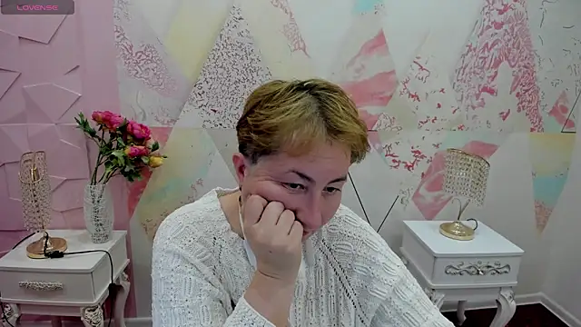 Snapshot of Velisa_bella1 chatting on December 2025 11:30:02 AM Velisa bella1 online show from December 2025 11:30:02 AM