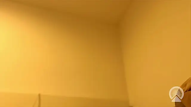 Snapshot of OnlyTyroone chatting on May 2026 12:04:01 AM OnlyTyroone online show from May 2026 12:04:01 AM