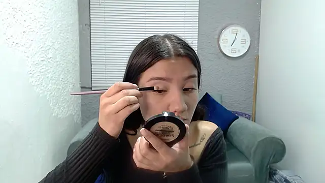 aurorafuckass online show from December 2025 03:09:02 PM