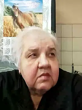 HapinessLovee online show from January 2026 12:40:02 PM