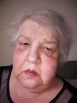 HapinessLovee online show from February 2026 05:14:01 PM