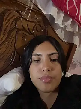 Snapshot of _Laurentt_ chatting on January 2026 04:48:02 AM Laurentt online show from January 2026 04:48:02 AM