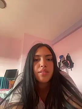 Snapshot of _Laurentt_ chatting on January 2026 11:13:01 AM Laurentt online show from January 2026 11:13:01 AM