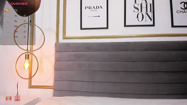 Snapshot of Ririblonde1 chatting on December 2025 12:31:02 PM Ririblonde1 online show from December 2025 12:31:02 PM