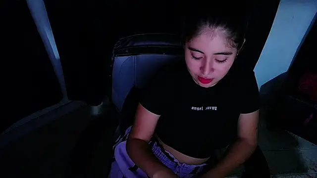 mia walker22 online show from December 2025 04:18:02 AM