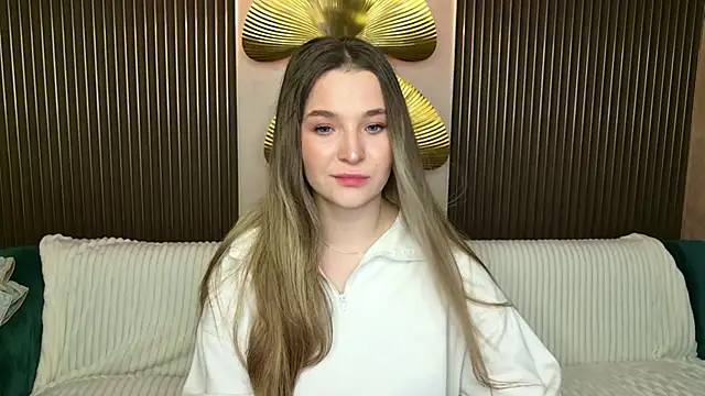 Snapshot of Lina_Sinerz chatting on May 2026 08:26:01 PM Lina Sinerz online show from May 2026 08:26:01 PM
