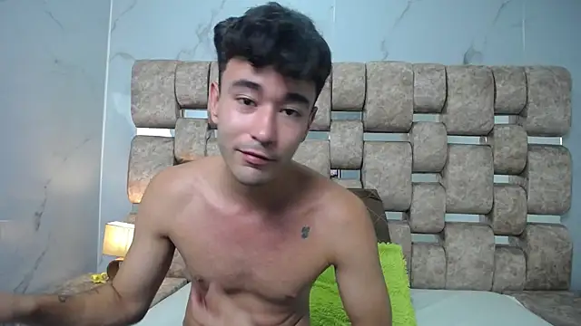 Snapshot of KathyAiden chatting on May 2026 02:00:01 PM KathyAiden online show from May 2026 02:00:01 PM