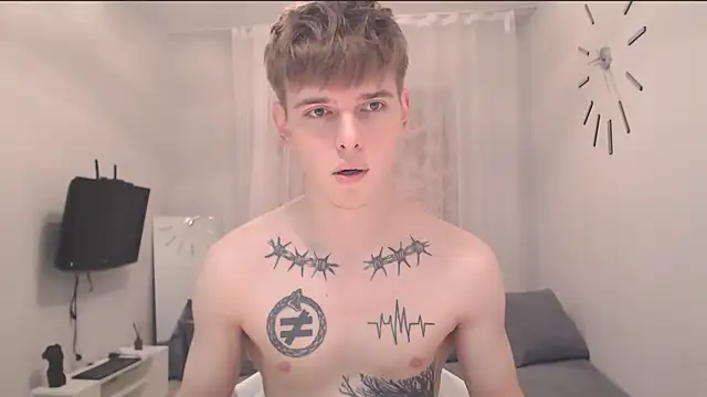 Fredd Xanders online show from June 2026 04:47:01 AM