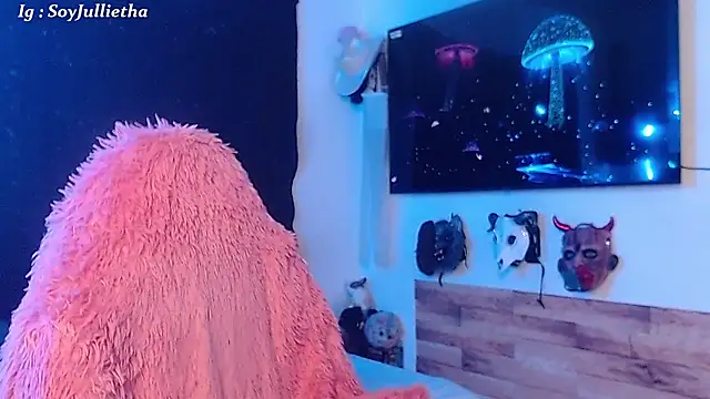 Snapshot of Julls420_ chatting on January 2026 07:13:01 AM Julls420 online show from January 2026 07:13:01 AM