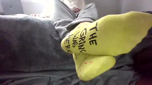 Snapshot of ThePerfectSoles18 chatting on December 2025 06:04:01 PM ThePerfectSoles18 online show from December 2025 06:04:01 PM