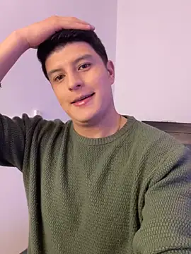 Snapshot of Goldenknight33 chatting on February 2026 04:02:01 PM Goldenknight33 online show from February 2026 04:02:01 PM