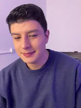 Snapshot of Goldenknight33 chatting on February 2026 02:33:01 PM Goldenknight33 online show from February 2026 02:33:01 PM