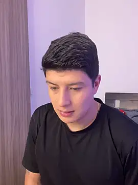 Snapshot of Goldenknight33 chatting on February 2026 04:01:01 PM Goldenknight33 online show from February 2026 04:01:01 PM