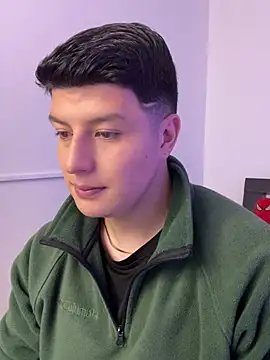 Snapshot of Goldenknight33 chatting on February 2026 04:16:01 PM Goldenknight33 online show from February 2026 04:16:01 PM