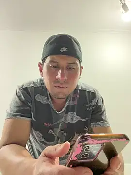 DarkOnebaki- online show from December 2025 05:23:01 AM