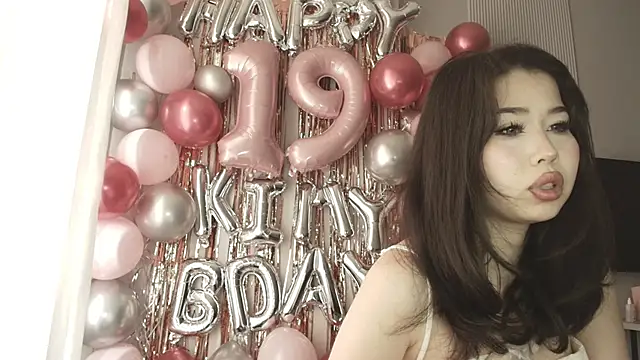 Snapshot of kimyjina chatting on May 2026 05:59:02 AM kimyjina online show from May 2026 05:59:02 AM