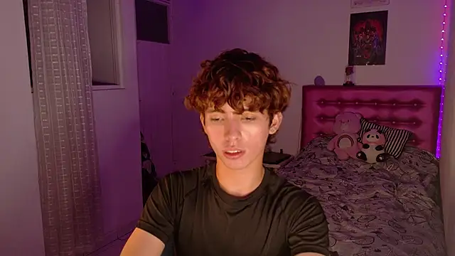 Snapshot of Dani_Dancer chatting on January 2026 01:20:02 AM Dani Dancer online show from January 2026 01:20:02 AM