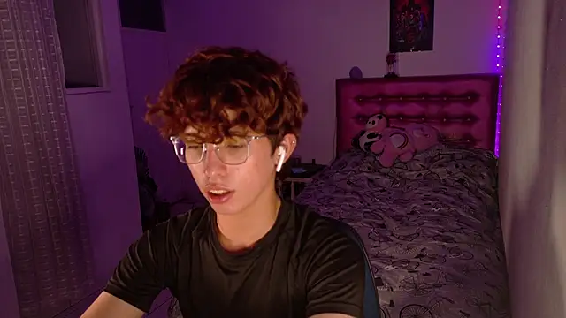 Snapshot of Dani_Dancer chatting on January 2026 12:24:01 AM Dani Dancer online show from January 2026 12:24:01 AM