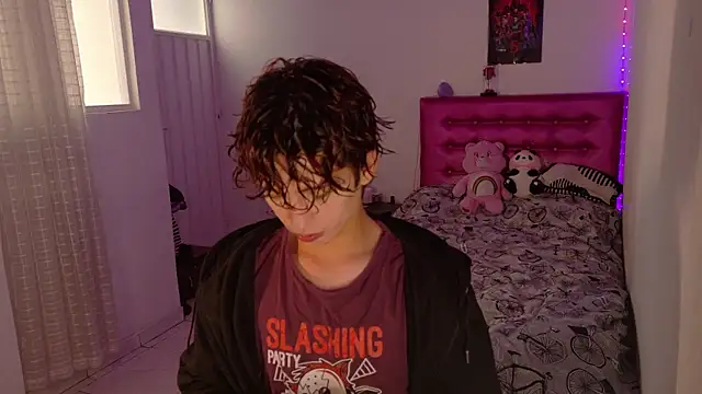 Snapshot of Dani_Dancer chatting on January 2026 07:19:02 PM Dani Dancer online show from January 2026 07:19:02 PM