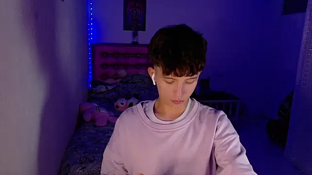 Snapshot of Dani_Dancer chatting on January 2026 12:14:02 AM Dani Dancer online show from January 2026 12:14:02 AM