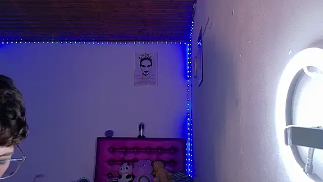 Snapshot of Dani_Dancer chatting on February 2026 01:10:02 AM Dani Dancer online show from February 2026 01:10:02 AM