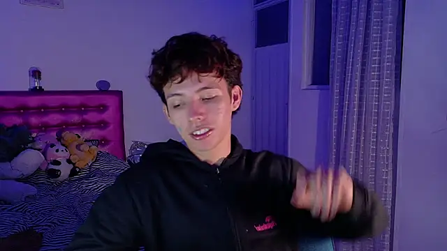 Snapshot of Dani_Dancer chatting on February 2026 12:32:01 AM Dani Dancer online show from February 2026 12:32:01 AM