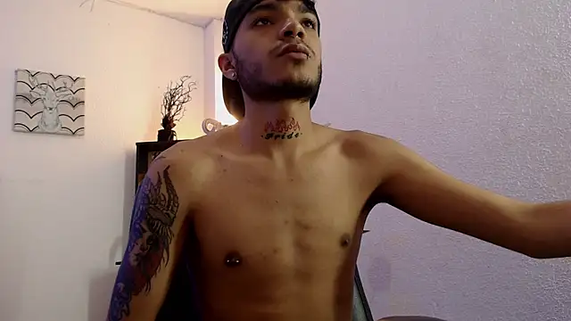 Snapshot of kingdani_hot chatting on February 2026 12:44:02 PM kingdani hot online show from February 2026 12:44:02 PM