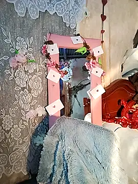 Snapshot of Princess_elia chatting on February 2026 11:23:01 PM Princess elia online show from February 2026 11:23:01 PM